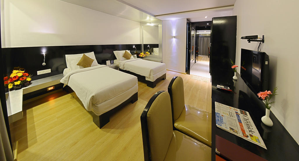 Hotel Gokulam Park Chennai Ngoại thất bức ảnh