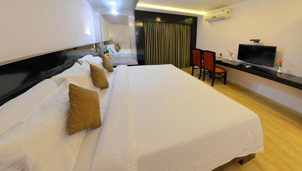 Hotel Gokulam Park Chennai Ngoại thất bức ảnh