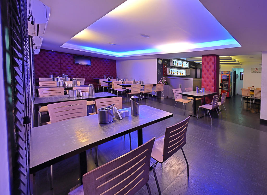Hotel Gokulam Park Chennai Ngoại thất bức ảnh